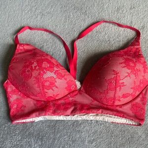Victoria’s Secret Body by Victoria Lightly Lined Plunge Red Lace Bra 34C